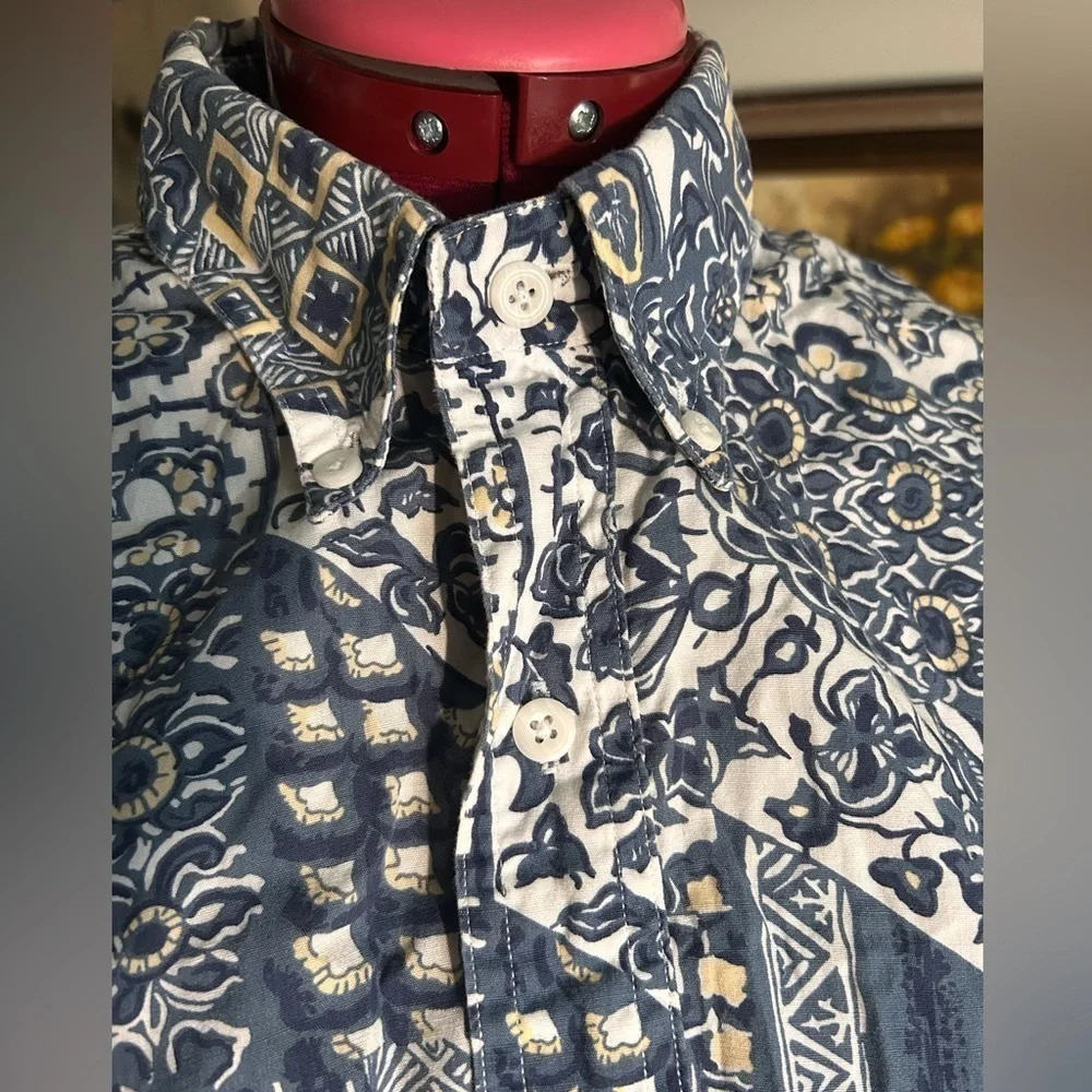 Vintage Gant Abstract Design Button Down Shirt Large - Picture 4 of 5